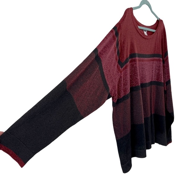 VENUS • Red & Black Crewneck Color Block Sparkly Glittery Striped Sweater Top - Picture 4 of 10
